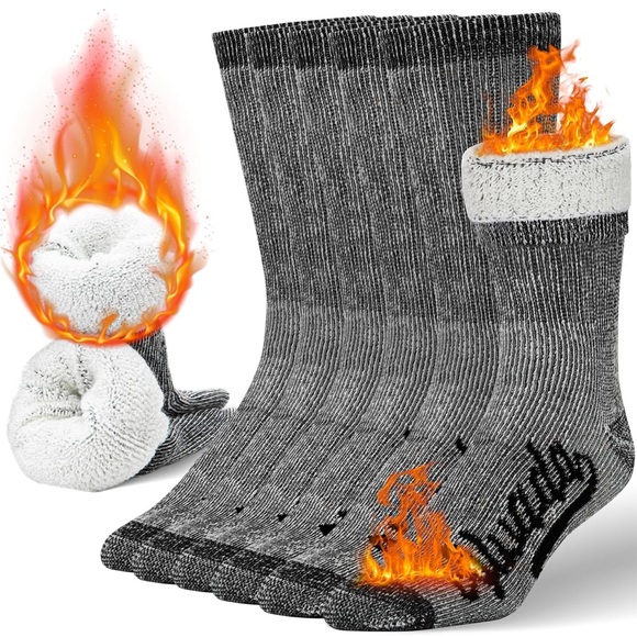 AND Accessories - Alvada Gray Thermal Socks unisex fuzzy interior cushion NWT